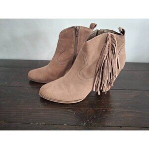 Steve Madden Cian TaupeSuede Fringe Cowboy Booties/Pre-owned, Sz. 8.5M